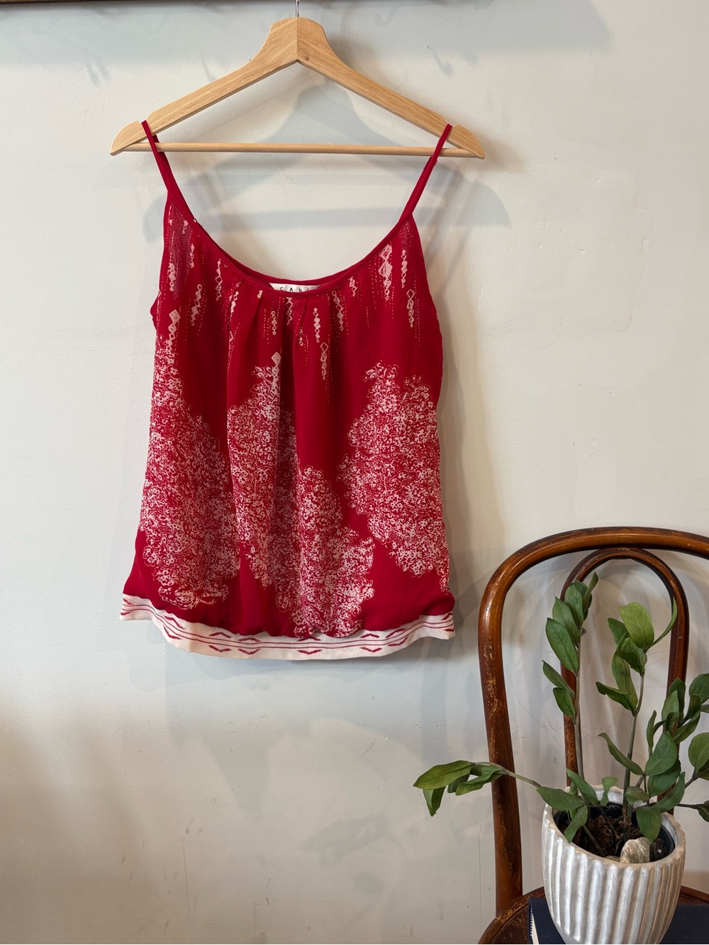 Vintage Cabi Red White Medallion Print Cami Tank